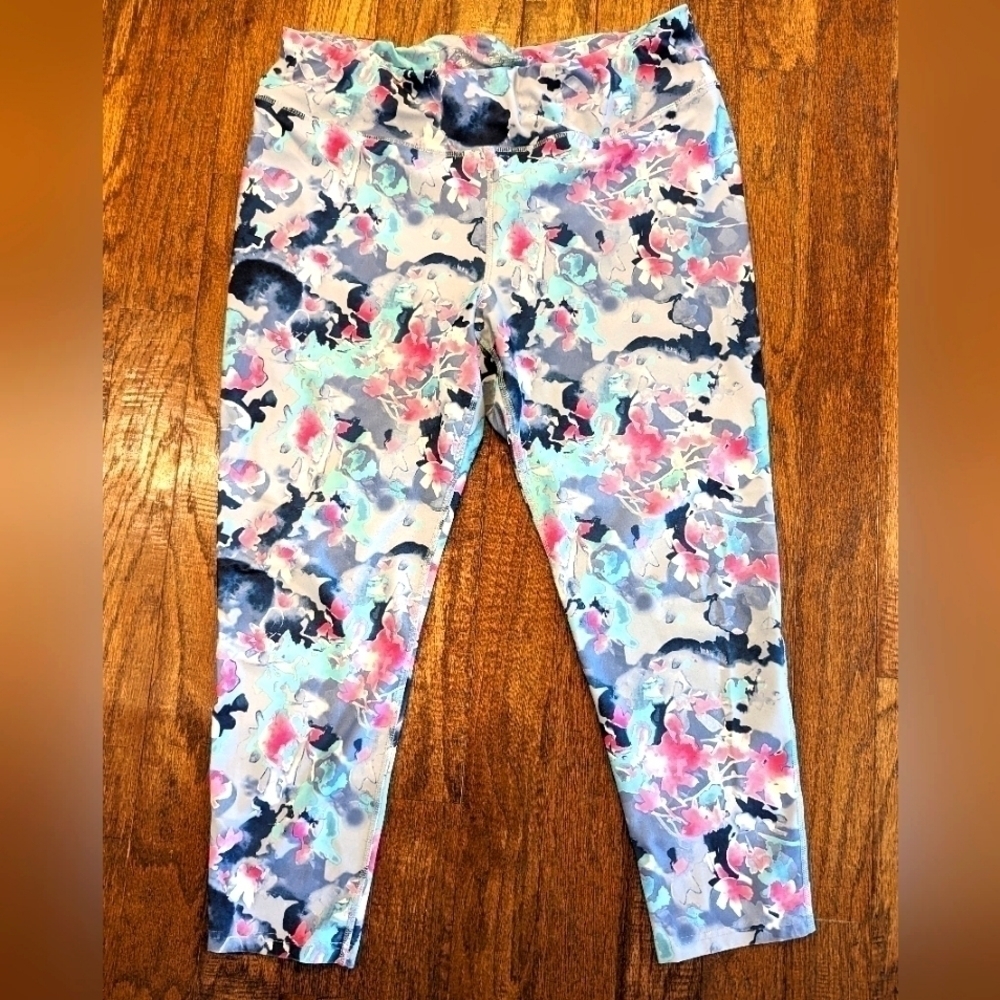 ATHLETIC works active leggings crop, pastels and blue Woman's Sz 2x.